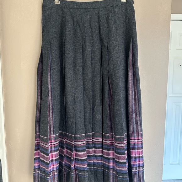 Pendleton Gray and Pink Plaid Midi Skirt - Picture 1 of 6